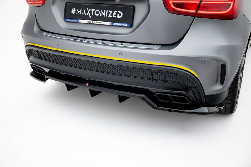 Maxton Mittlerer Cup Diffusor Heck Ansatz V.2 Mercedes-Benz GLA 45 AMG X156 schwarz Hochglanz ME-GLA-156-AMG-RD3G+RD4-G