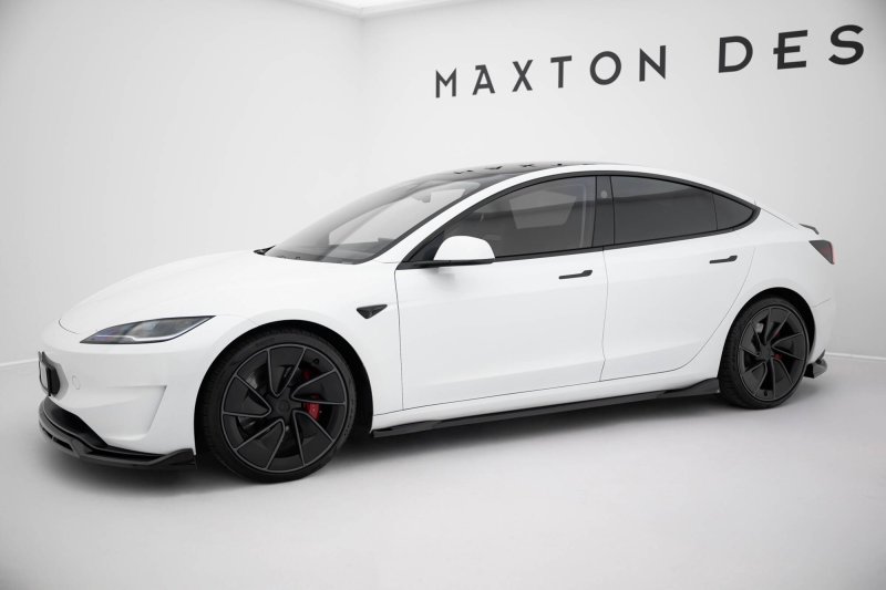 Maxton Seitenschweller Ansatz V.1 Tesla Model 3 Performance Mk1 Facelift schwarz Hochglanz TE-MODEL3-1F-SD1-G