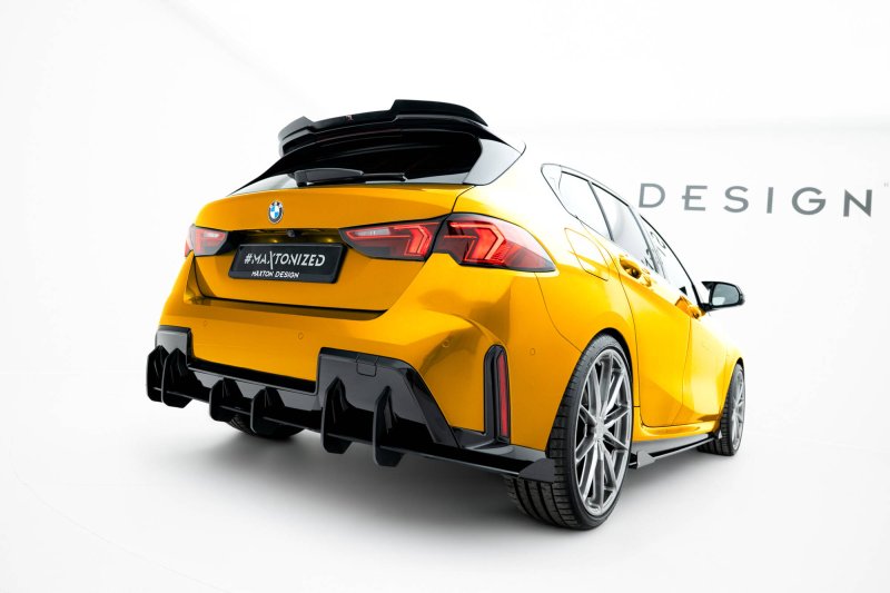 Maxton Hintere Seiten Flaps BMW 1er M-Paket F70 schwarz Hochglanz BM170MPACKCNC-RSF1-G