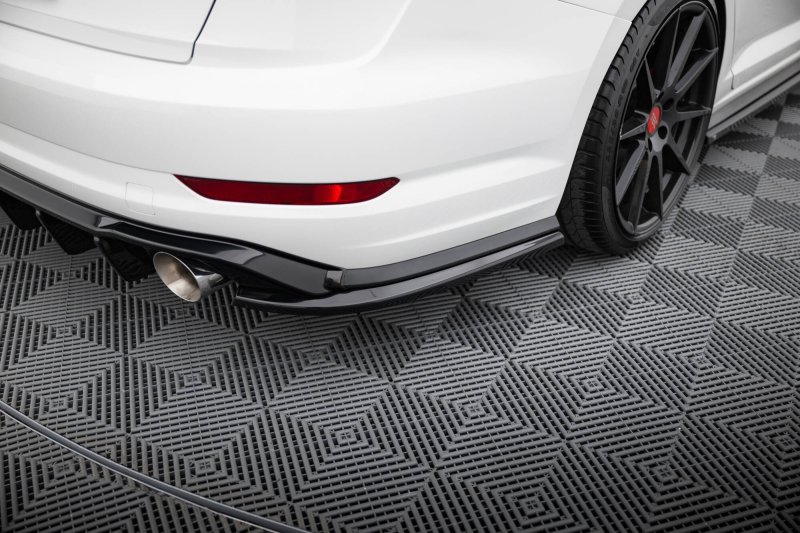 Maxton Heck Ansatz Flaps Diffusor VW Jetta GLI Mk7 schwarz Hochglanz VW-JE-7-GLI-RSD1-G