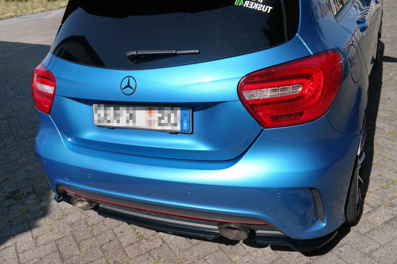 Maxton Mittlerer Diffusor Heck Ansatz für im DTM LOOK Mercedes W176 AMG-LINE vor Facelift schwarz Hochglanz ME-A-176-AMGLINE-RD1+RD2-G