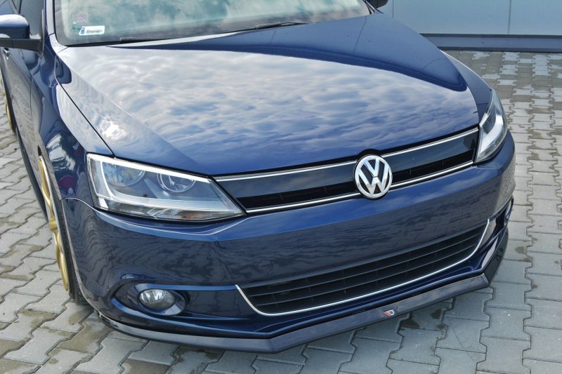 Maxton Front Ansatz V.2 für VOLKSWAGEN JETTA MK6 SEDAN vor Facelift schwarz Hochglanz VW-JE-6-FD2-G