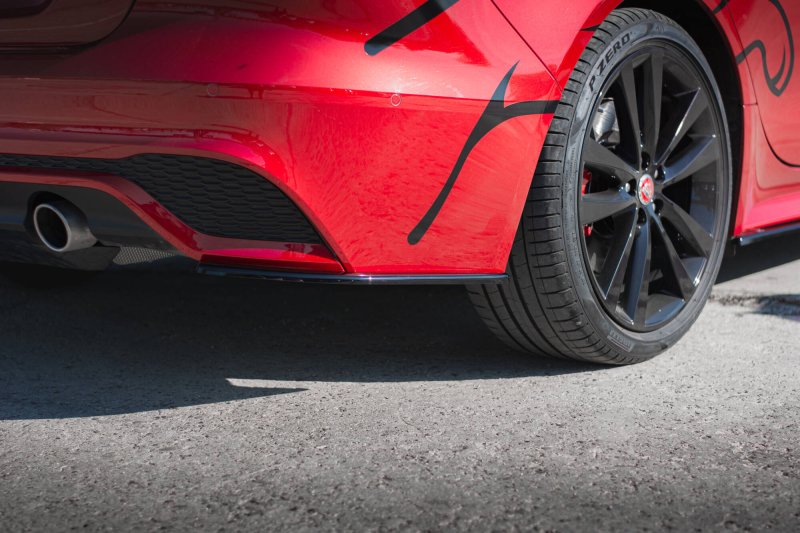Maxton Heck Ansatz Flaps Diffusor Jaguar XE R-Dynamic X760 Facelift schwarz Hochglanz JA-XE-1F-RDYNAMIC-RSD1-G