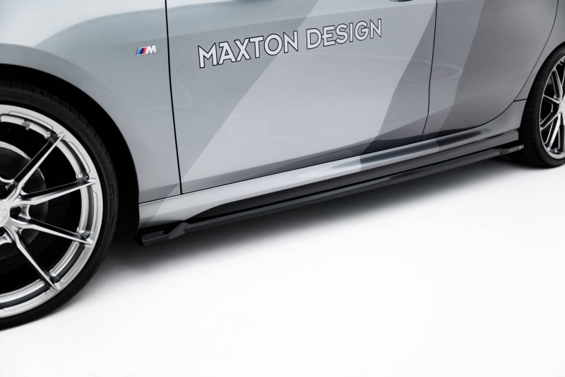 Maxton Seitenschweller Ansatz V.3 BMW 1er M-Paket F70 schwarz Hochglanz BM-1-70-M-SD3-G