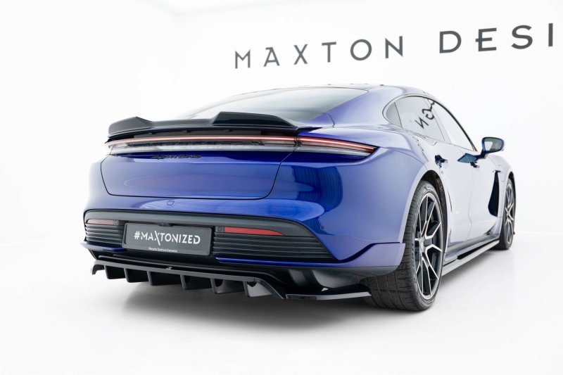 Maxton Spoiler CAP Abrisskante 3D Porsche Taycan Turbo S Mk1 schwarz Hochglanz PO-TAY-1-CAP1-G