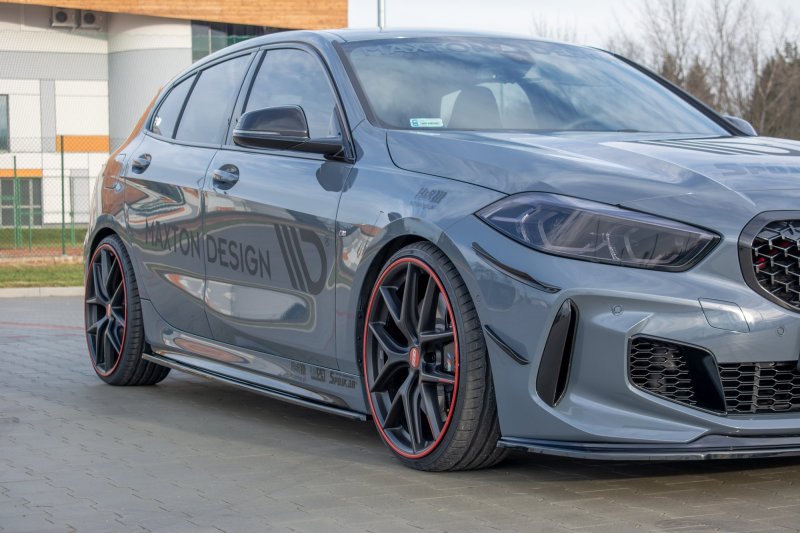 Maxton Seitenschweller Ansatz für V.1 für BMW 1er F40 M-Paket/ M135i  Carbon Look  BM-1-40-MPACK-SD1-C
