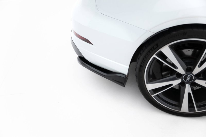 Maxton Heck Ansatz Flaps Diffusor V.5 Audi RS3 Limousine 8V Facelift schwarz Hochglanz AU-RS3-8VF-S-RSD5-G