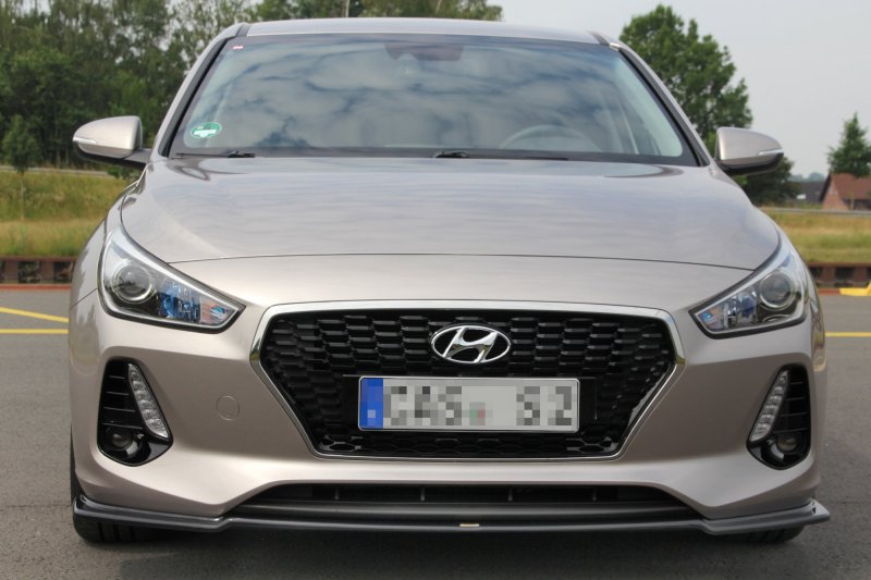 Maxton Front Ansatz V.1 für HYUNDAI I30 MK3 HATCHBACK  schwarz Hochglanz HY-I30-3-FD1-G