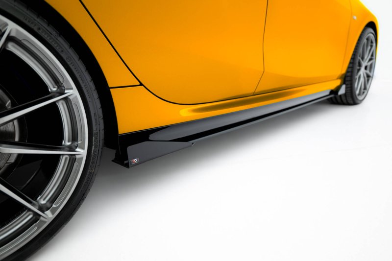 Maxton Side Flaps BMW M135i F70 schwarz Hochglanz BM170MPACKCNC-SF1-G