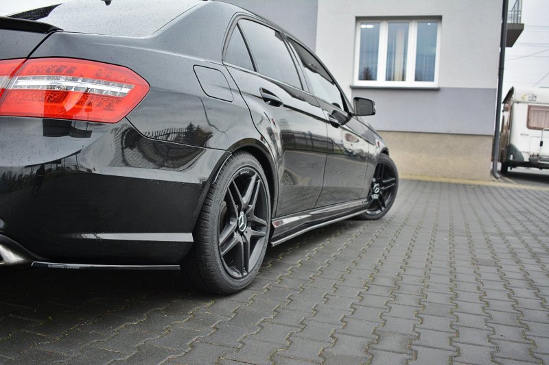Maxton Seitenschweller Ansatz für Mercedes E63 AMG W212  schwarz Hochglanz ME-E-212-AMG-SD1-G