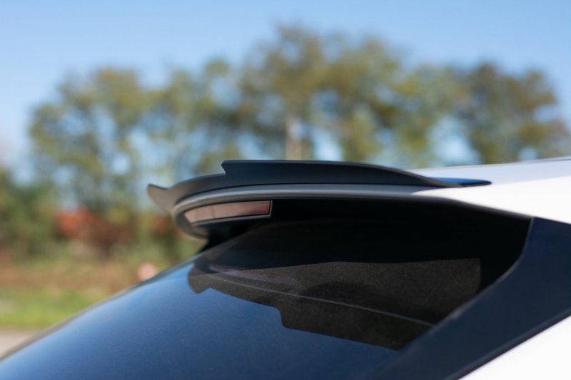 Maxton Spoiler CAP V.1 für Audi Q8 S-line schwarz Hochglanz AU-Q8-1-SLINE-CAP1-G