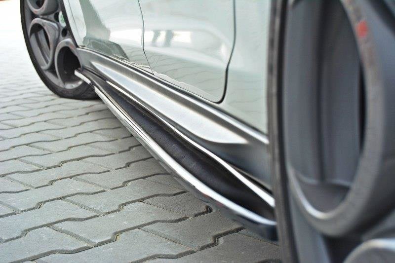 Maxton Seitenschweller Ansatz für Alfa Romeo Giulietta schwarz Hochglanz AL-GU-1-SD1-G