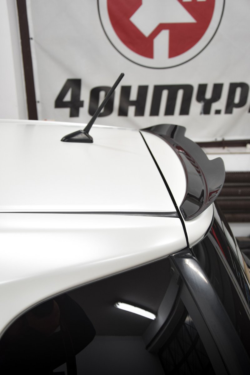 Maxton Spoiler CAP Abrisskante Toyota IQ schwarz Hochglanz TO-IQ-1-CAP1-G
